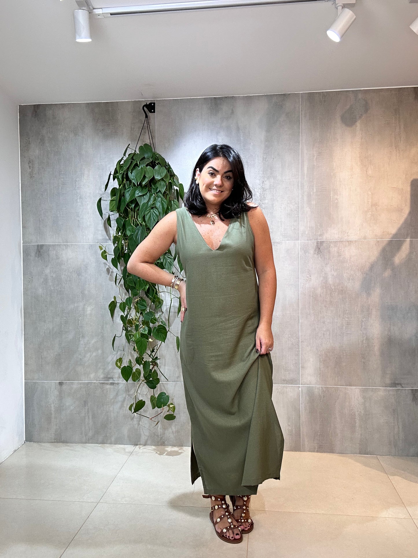Vestido Debora decote V