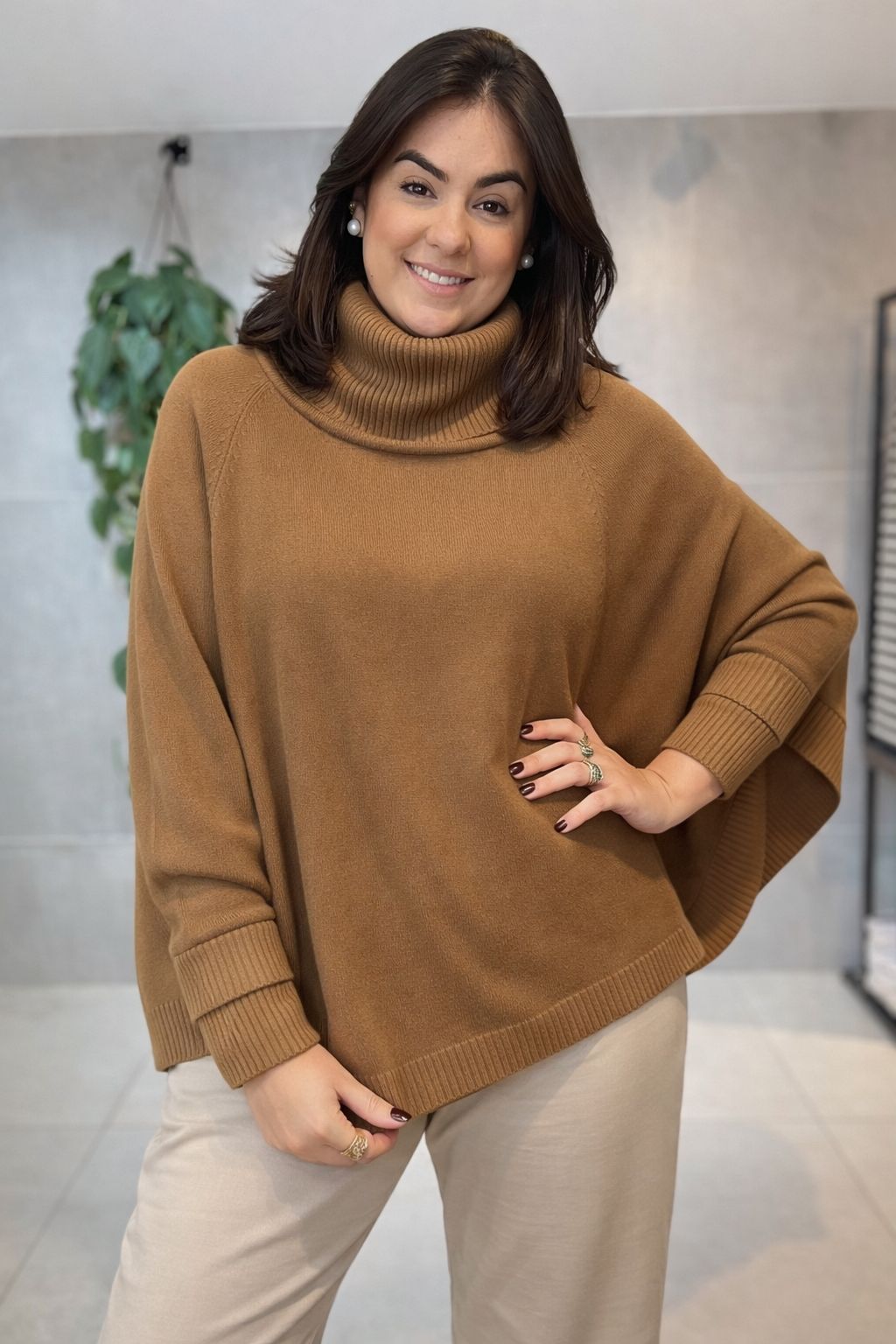 Poncho Livia